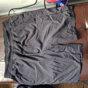 Lululemon Core Short black large